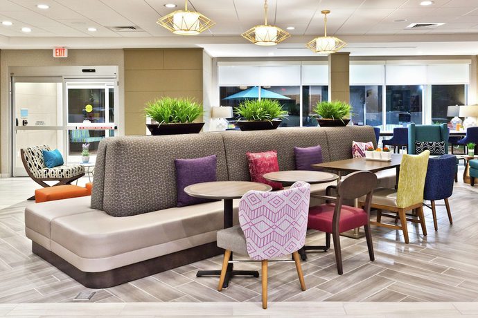 Imagen de los interiores del Hotel Home2 Suites by Hilton Birmingham Colonnade. Foto 15