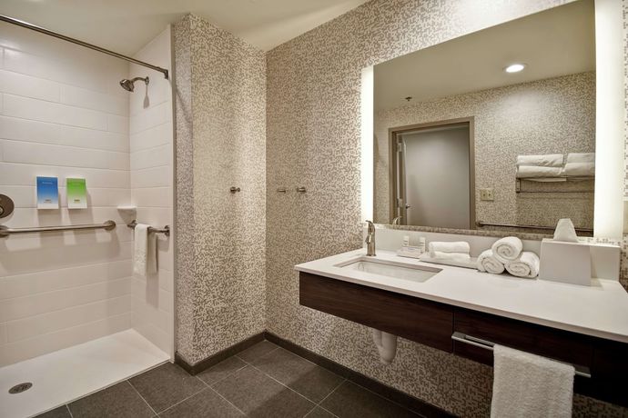 Imagen de la habitación del Hotel Home2 Suites by Hilton Birmingham Fultondale. Foto 10