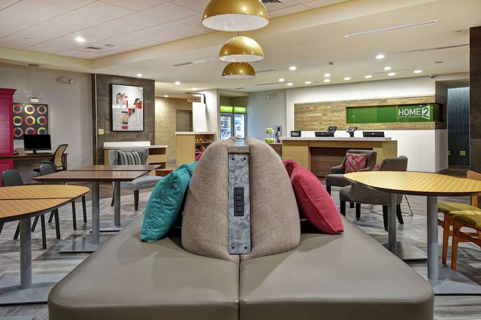Imagen de los interiores del Hotel Home2 Suites by Hilton Birmingham Fultondale. Foto 19