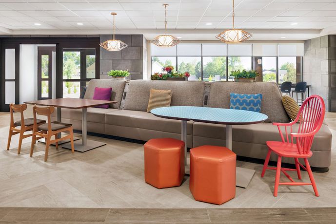 Imagen de los interiores del Hotel Home2 Suites by Hilton Bismarck. Foto 18