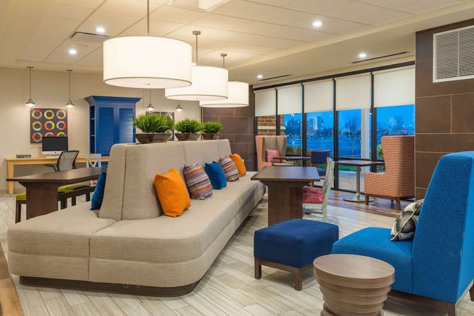 Imagen de los interiores del Hotel Home2 Suites by Hilton Buffalo Airport / Galleria Mall. Foto 18