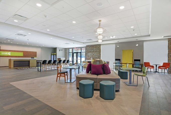Imagen de los interiores del Hotel Home2 Suites by Hilton Charleston Daniel Island. Foto 19