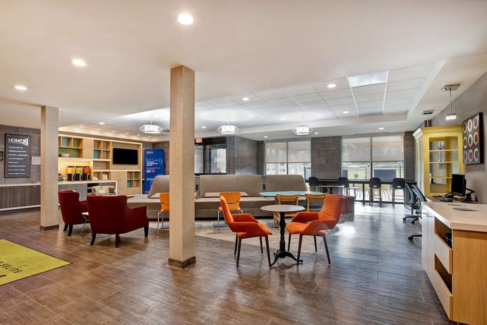 Imagen de los interiores del Hotel Home2 Suites by Hilton Charlotte Northlake. Foto 20