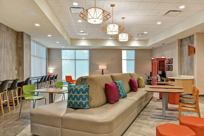 Imagen de los interiores del Hotel Home2 Suites by Hilton Charlotte Piper Glen. Foto 18