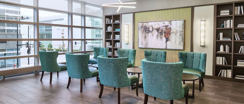 Imagen de los interiores del Hotel Home2 Suites by Hilton Chicago McCormick Place. Foto 15