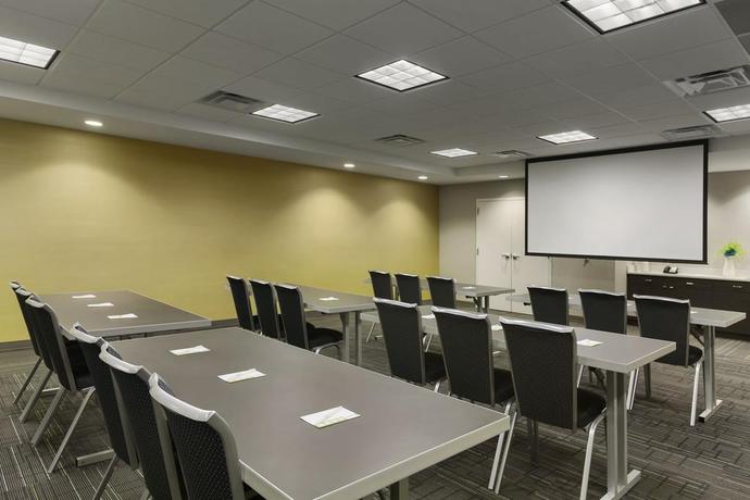 Imagen general del Hotel Home2 Suites by Hilton Columbus, Columbus. Foto 15