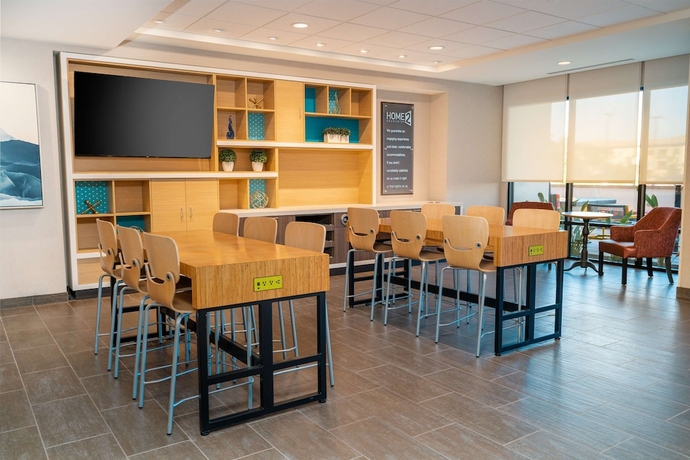 Imagen de los interiores del Hotel Home2 Suites by Hilton Corona. Foto 14