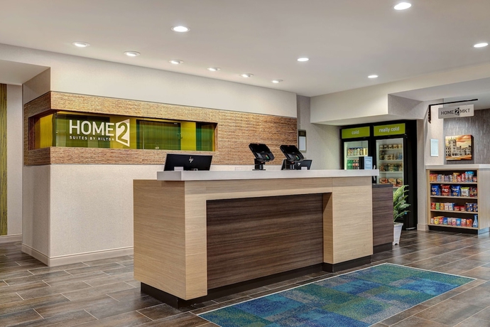 Imagen de los interiores del Hotel Home2 Suites by Hilton Dekalb. Foto 16