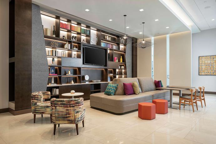 Imagen de los interiores del Hotel Home2 Suites by Hilton Denver Downtown Convention Center. Foto 16