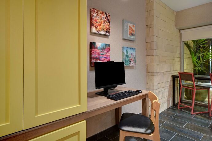 Imagen general del Hotel Home2 Suites by Hilton East Hanover. Foto 1