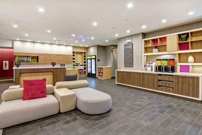 Imagen de los interiores del Hotel Home2 Suites by Hilton Edmonton South. Foto 15