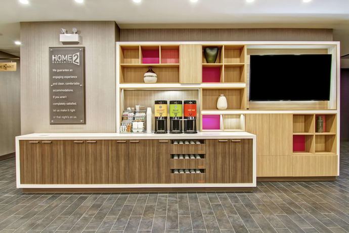 Imagen de los interiores del Hotel Home2 Suites by Hilton Edmonton South. Foto 20
