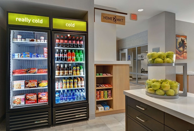 Imagen de los interiores del Hotel Home2 Suites by Hilton Fort Myers Colonial Blvd. Foto 14