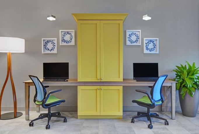 Imagen de los interiores del Hotel Home2 Suites by Hilton Fort Myers Colonial Blvd. Foto 17