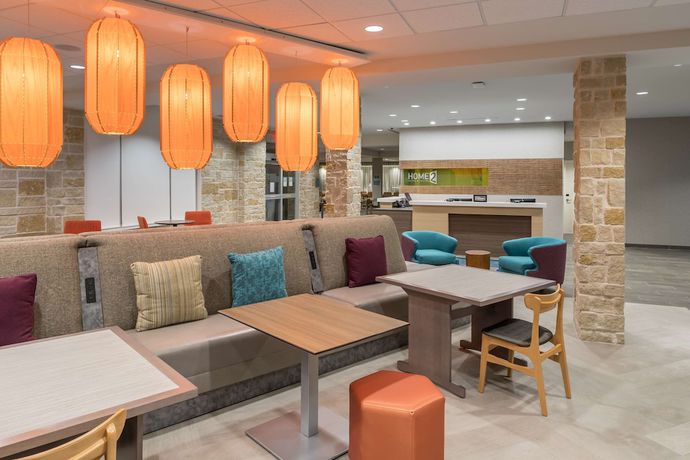 Imagen de los interiores del Hotel Home2 Suites by Hilton Fort Worth Cultural District. Foto 18