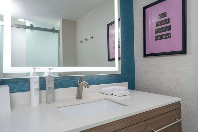 Imagen de la habitación del Hotel Home2 Suites by Hilton Fredericksburg South. Foto 9