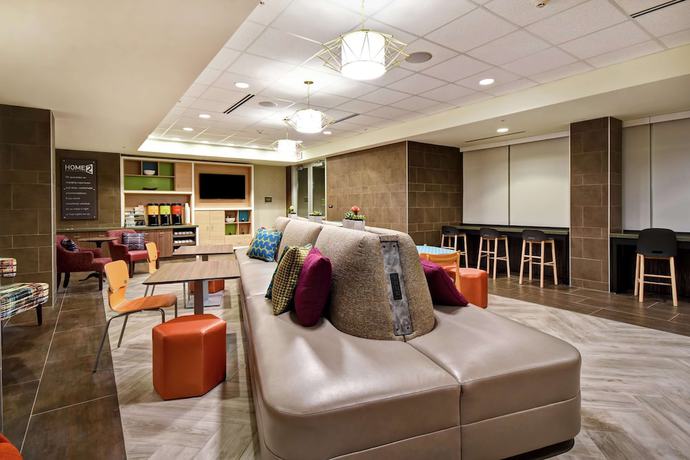 Imagen de los interiores del Hotel Home2 Suites by Hilton Gilbert. Foto 20