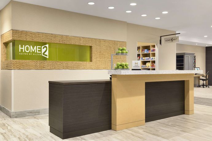 Imagen de los interiores del Hotel Home2 Suites by Hilton Hasbrouck Heights. Foto 16