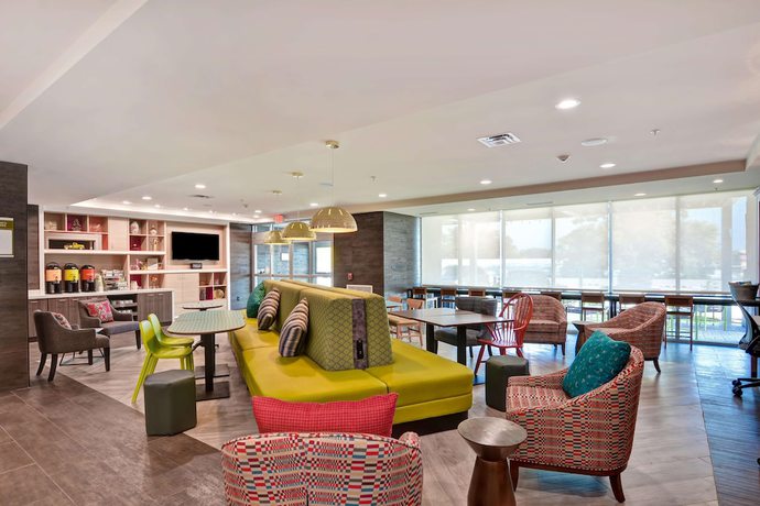 Imagen de los interiores del Hotel Home2 Suites by Hilton Hot Springs. Foto 20