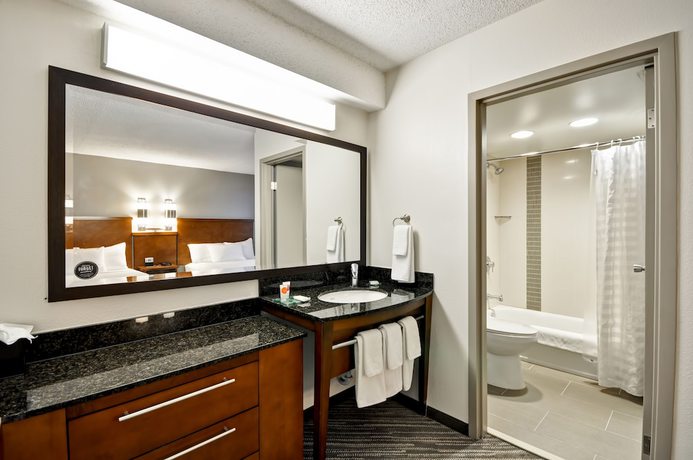 Imagen de la habitación del Hotel Home2 Suites by Hilton Indianapolis Keystone Crossing. Foto 13