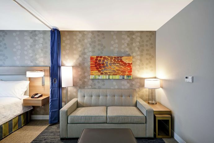 Imagen de la habitación del Hotel Home2 Suites by Hilton Jackson MI. Foto 6