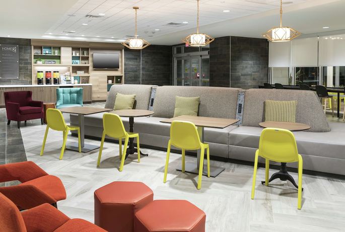 Imagen de los interiores del Hotel Home2 Suites by Hilton Jacksonville Airport. Foto 19