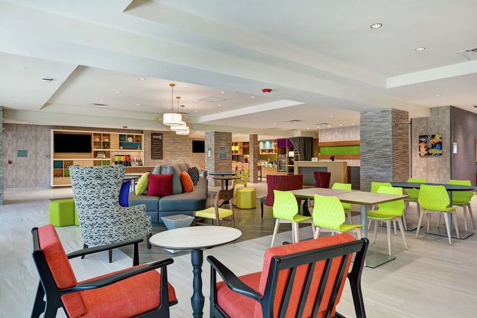 Imagen de los interiores del Hotel Home2 Suites by Hilton Jacksonville-South/St. Johns Town Ctr. Foto 18