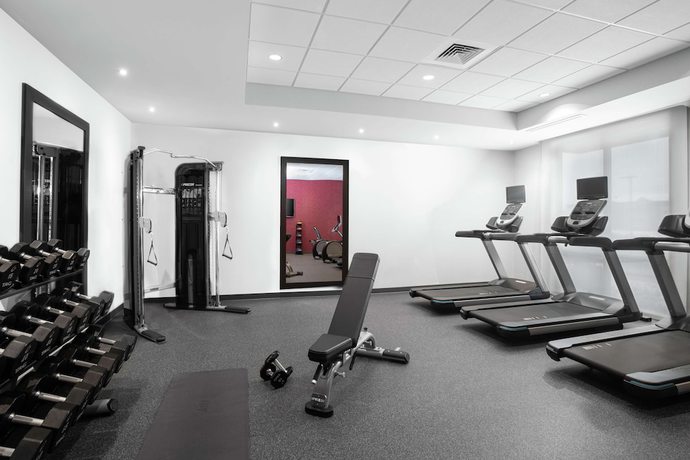 Imagen de los interiores del Hotel Home2 Suites by Hilton Long Island Brookhaven. Foto 17