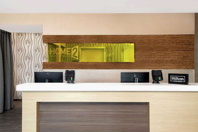 Imagen de los interiores del Hotel Home2 Suites by Hilton Long Island Brookhaven. Foto 18