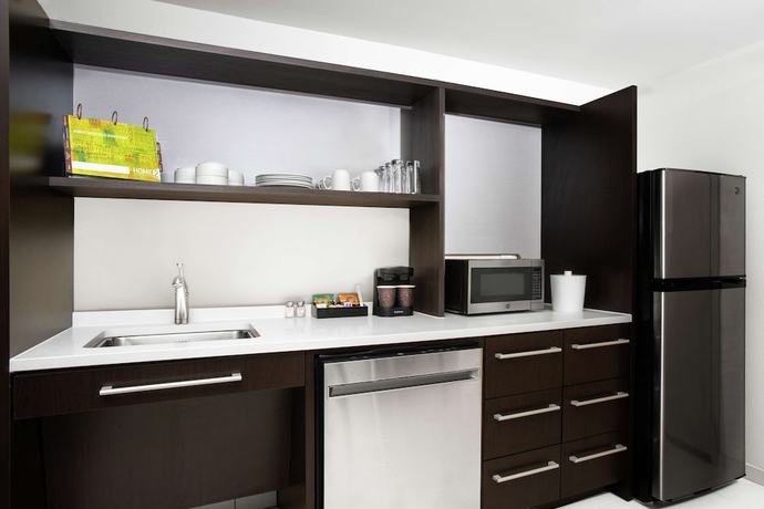 Imagen de la habitación del Hotel Home2 Suites by Hilton Long Island Brookhaven. Foto 15