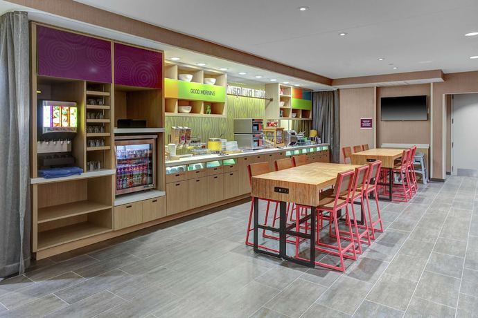 Imagen del bar/restaurante del Hotel Home2 Suites by Hilton Louisville Airport/Expo Center, KY. Foto 2