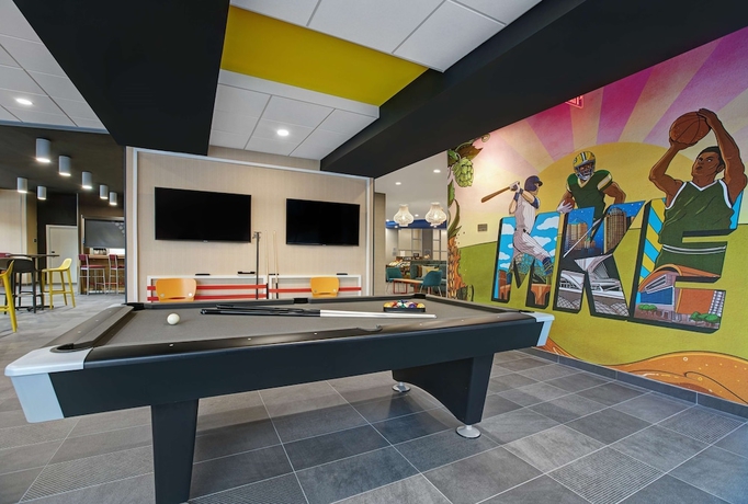 Imagen de los interiores del Hotel Home2 Suites by Hilton Milwaukee Downtown. Foto 13