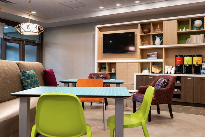 Imagen de los interiores del Hotel Home2 Suites by Hilton New Albany Columbus. Foto 12