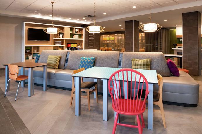 Imagen de los interiores del Hotel Home2 Suites by Hilton New Albany Columbus. Foto 17