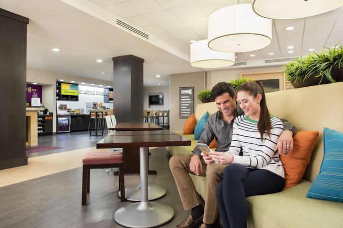 Imagen de los interiores del Hotel Home2 Suites by Hilton New Albany Columbus. Foto 19