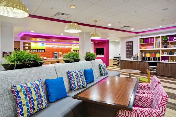 Imagen de los interiores del Hotel Home2 Suites by Hilton Oklahoma City Airport. Foto 17