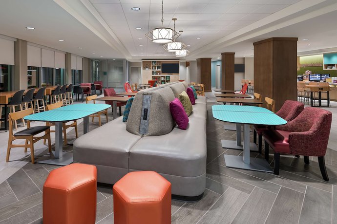 Imagen de los interiores del Hotel Home2 Suites by Hilton Orlando Near UCF. Foto 20