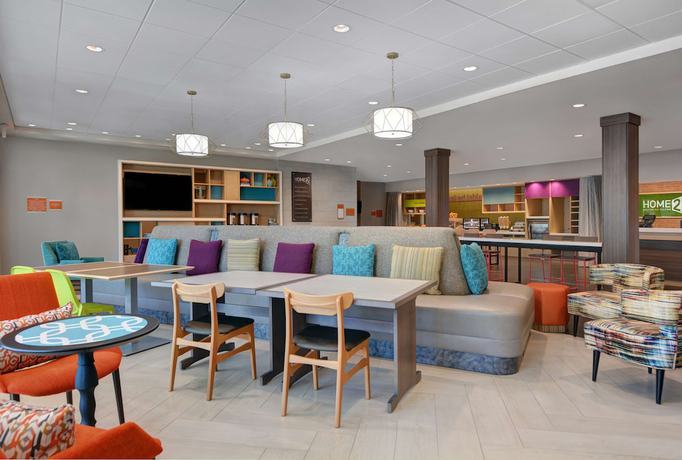 Imagen de los interiores del Hotel Home2 Suites by Hilton Panama City Beach, FL. Foto 16