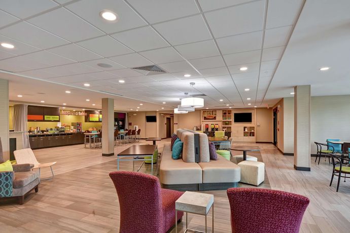 Imagen de los interiores del Hotel Home2 Suites by Hilton Pensacola I-10 at North Davis Hwy. Foto 13