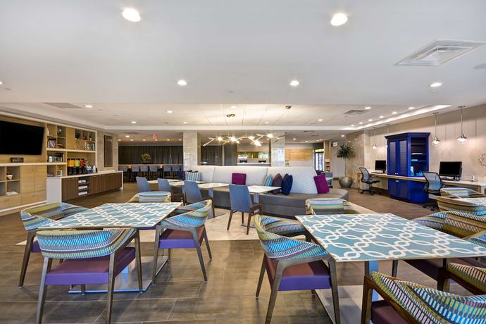 Imagen de los interiores del Hotel Home2 Suites by Hilton Plano Richardson. Foto 16