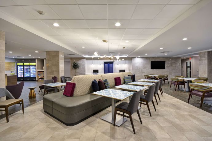 Imagen de los interiores del Hotel Home2 Suites by Hilton Plano Richardson. Foto 17