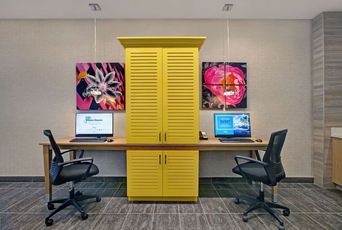 Imagen de los interiores del Hotel Home2 Suites by Hilton Richmond. Foto 18