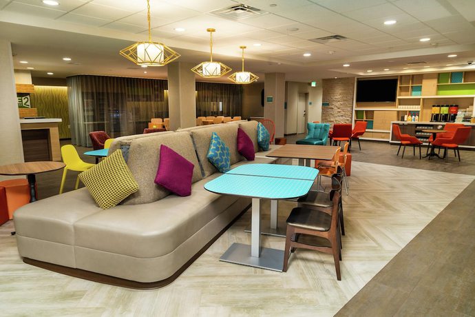 Imagen de los interiores del Hotel Home2 Suites by Hilton Roseville Sacramento. Foto 19