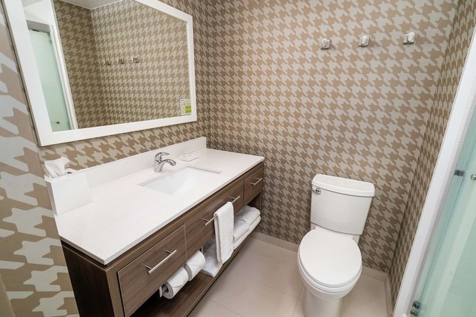 Imagen de la habitación del Hotel Home2 Suites by Hilton Roseville Sacramento. Foto 6