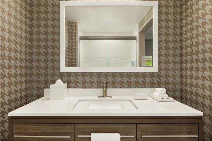 Imagen de la habitación del Hotel Home2 Suites by Hilton San Antonio North-Stone Oak, TX. Foto 2