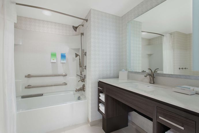 Imagen de la habitación del Hotel Home2 Suites by Hilton Smithfield Providence. Foto 2