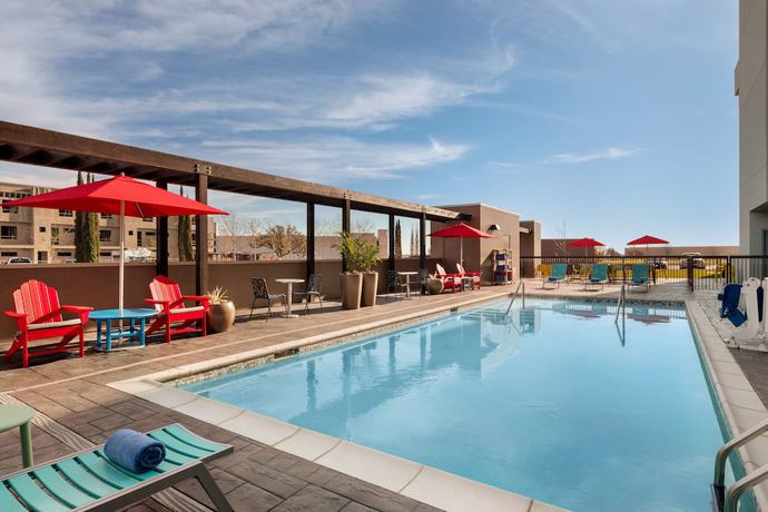 Imagen de la piscina del Hotel Home2 Suites by Hilton St. Augustine I-95. Foto 20