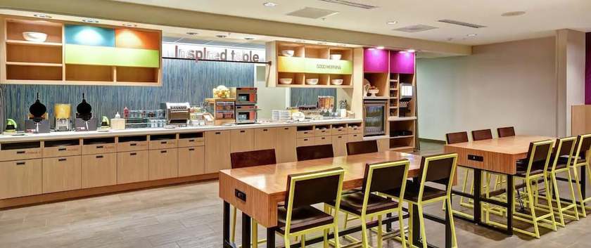 Imagen del bar/restaurante del Hotel Home2 Suites by Hilton Suites Marysville. Foto 3