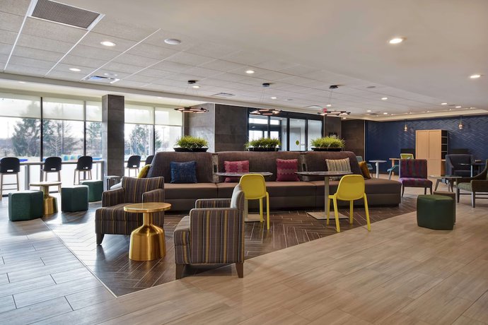 Imagen de los interiores del Hotel Home2 Suites by Hilton Taylor Detroit. Foto 20