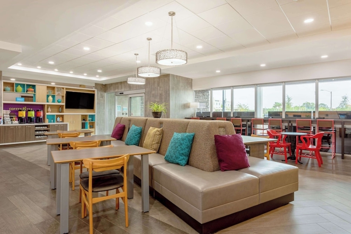Imagen de los interiores del Hotel Home2 Suites by Hilton Vero Beach I-95. Foto 16